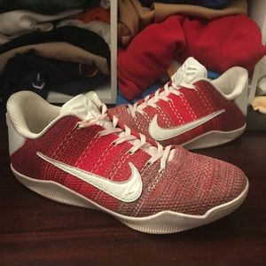kobe 11 red horse